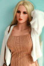 Bambola sessuale realistica (Realdoll) La bambola del sesso bionda Lotte con una statura piena e un grande seno coppa D 134