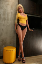 801A6788 Bambola sessuale realistica (Realdoll) La sexdoll bionda Elin con seno medio e corporatura snella 99