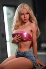 Bambola sessuale realistica (Realdoll) La bambola sessuale bionda Aimee con seni grandi e coppa D 100