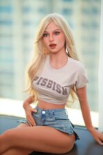 Bambola sessuale realistica (Realdoll) DutchDoll Lilly | 158 cm 71