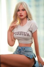 Bambola sessuale realistica (Realdoll) DutchDoll Lilly | 158 cm 59